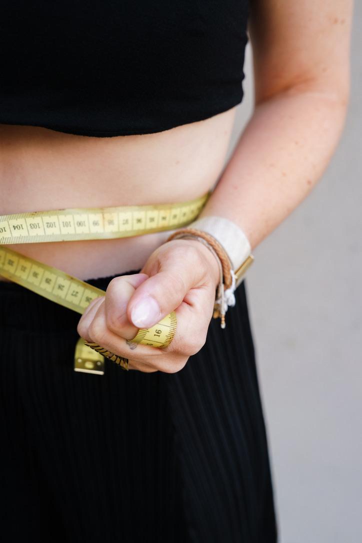 Maßband um die Taille